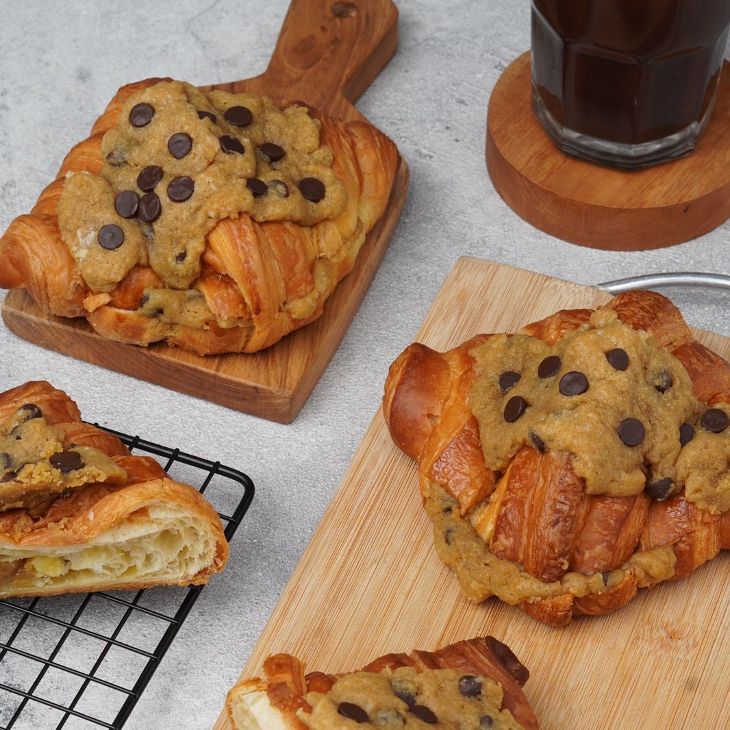 Croissant and Cookies
